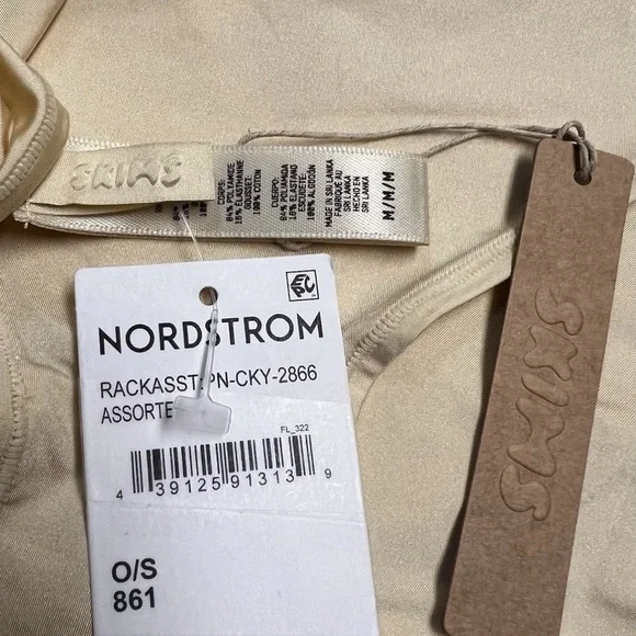 SKIMS WOMENS SIZE M EVERYDAY BRIEF SAND SMOOTHING FIT & FEEL PANTIES NEW TAGS - Picture 11 of 14